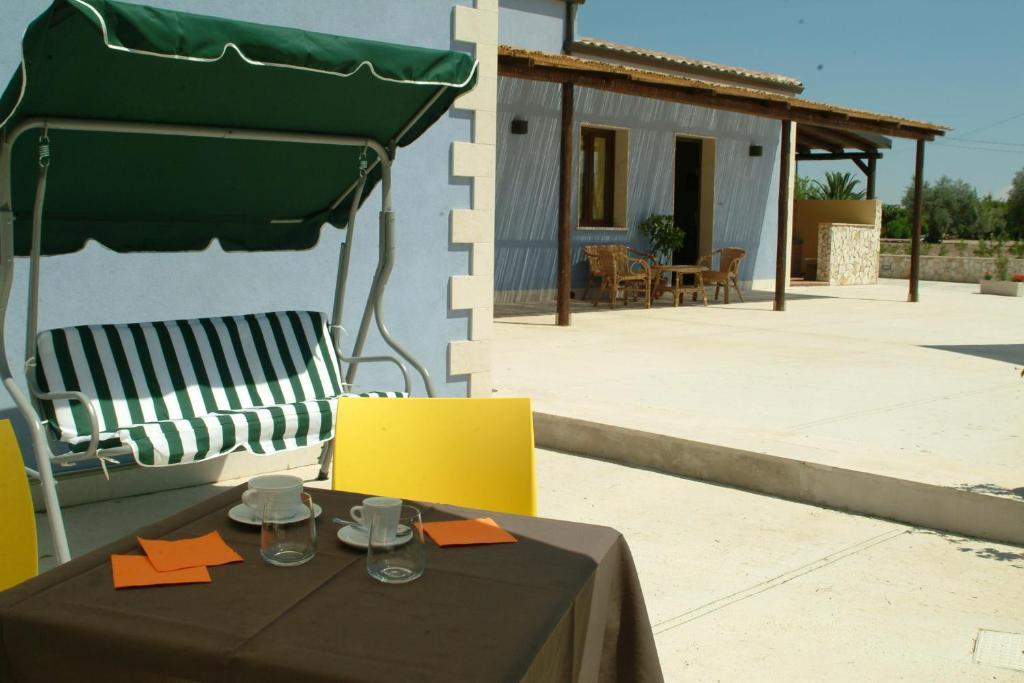 Terre Iblee Resort Chiaramonte Gulfi Exterior foto
