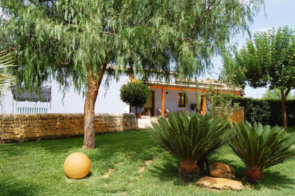 Terre Iblee Resort Chiaramonte Gulfi Exterior foto